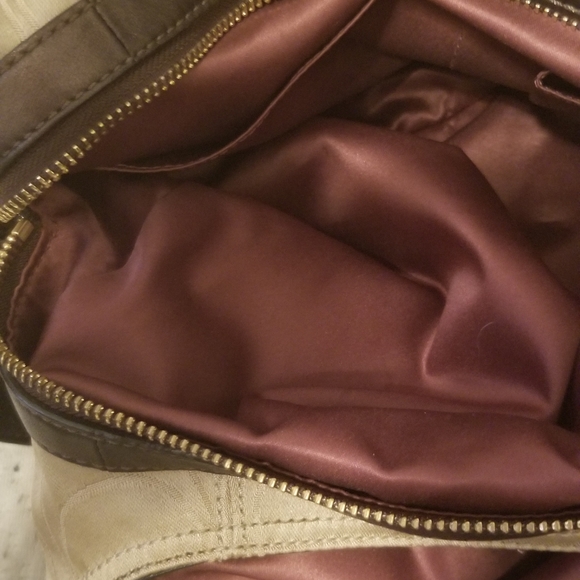 Coach Mia Signature Shoulder Bag - G1082-16153 - Picture 3 of 7